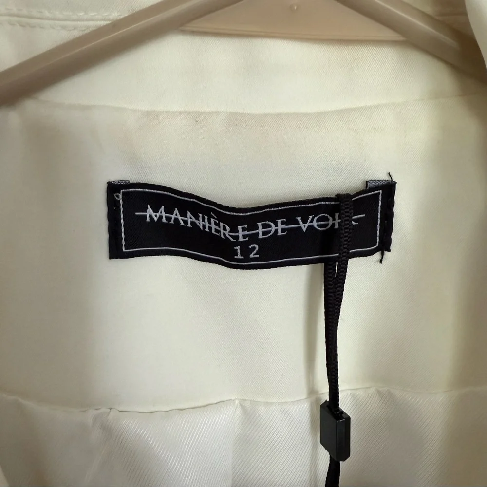 Maniere De Voir Cream Zip-Front Trench Coat